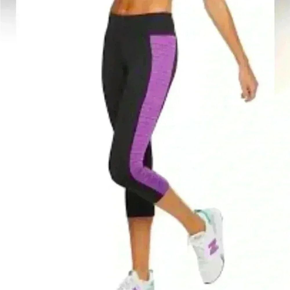 Tek Gear Dry-Tek Capri Leggings Black Purple Small